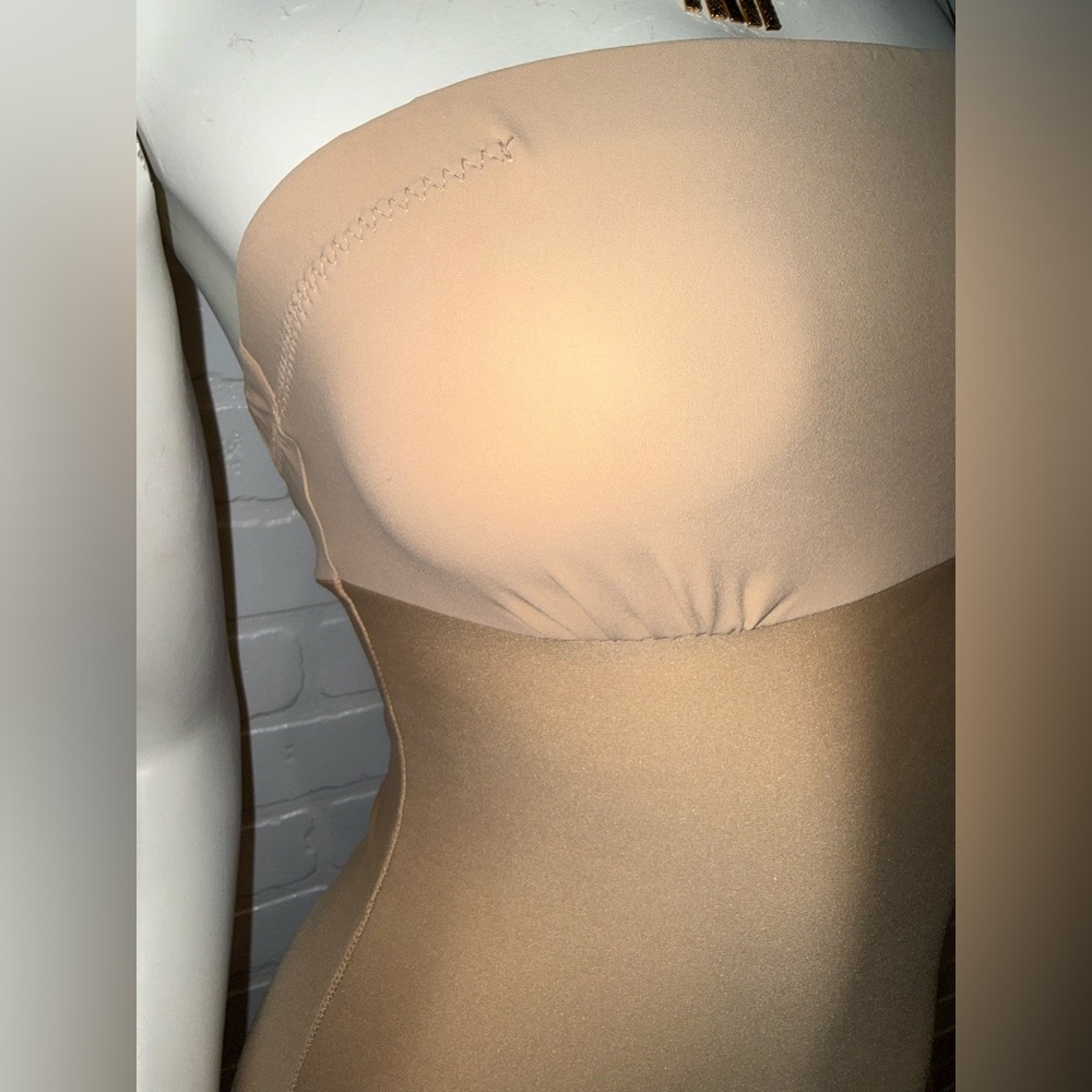 Commando Two-Faced Tech Control Strapless Slip Nude Strapless Shape Wear - Picture 5 of 16